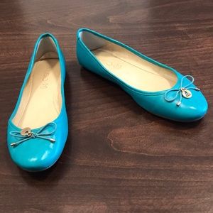 Aldo turquoise flats made well & in good condition